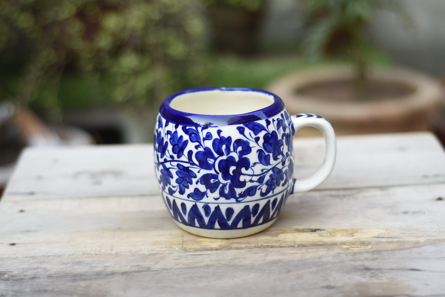 Large Serene Blue Mug with lid Safalina